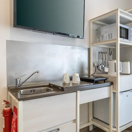 41 At The Vibrant Olo Living 3*